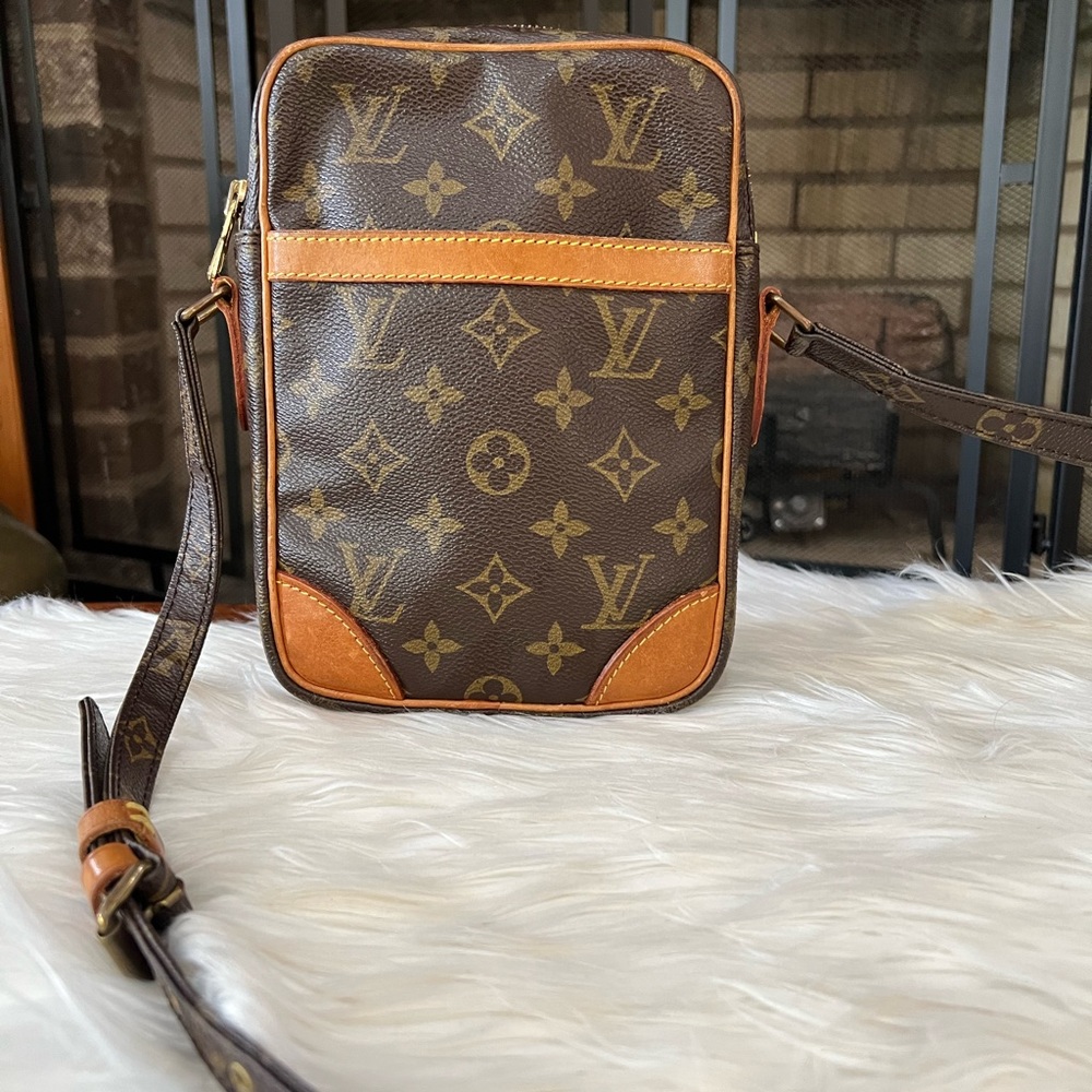 Danube Pm Crossbody